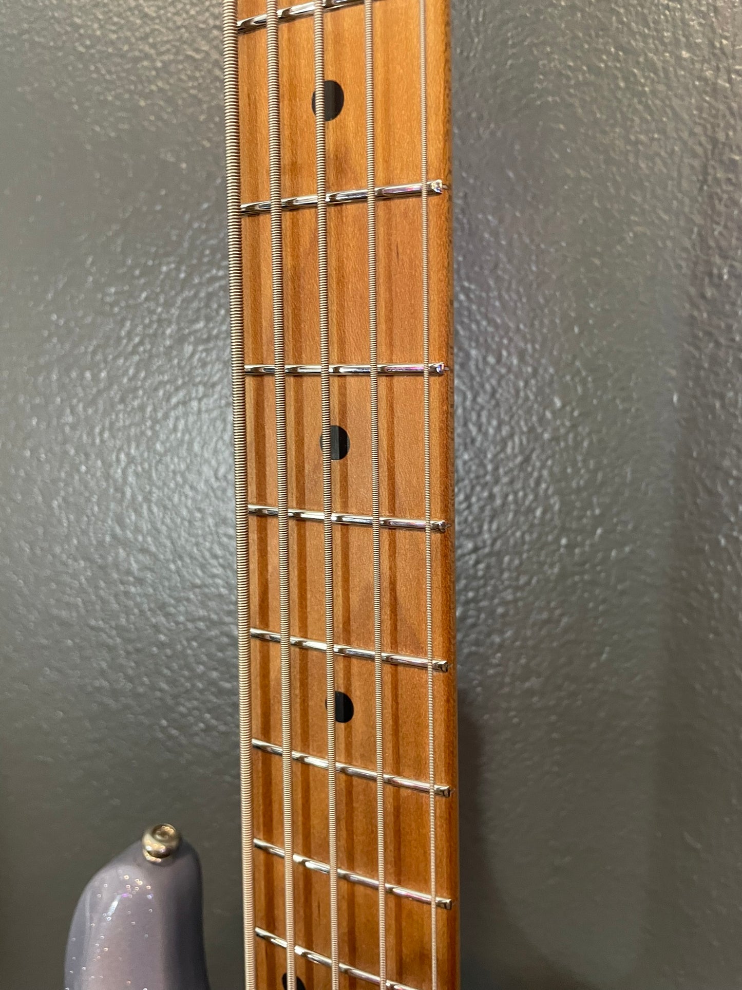 2021 Music Man Stingray Special 5 String - 2 Pickup - Ghost White